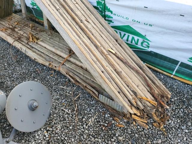 (12) 28ft. Trusses/Bottoms are rough in spots