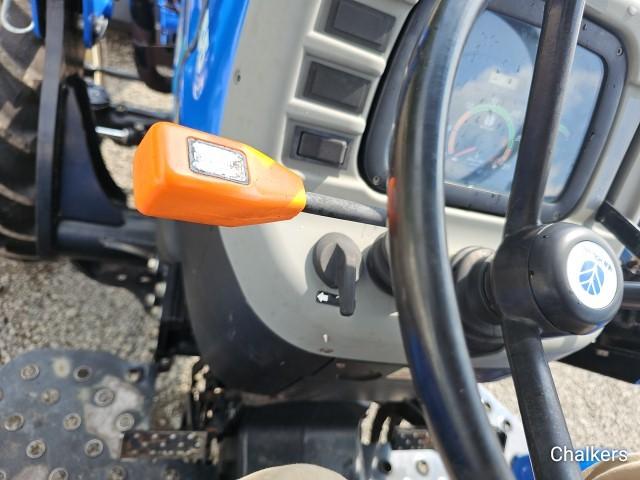 New Holland Workmaster 55 4x4 w/Ldr