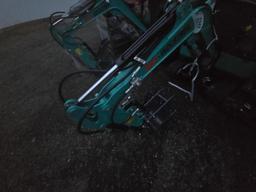AGT QK16R Mini Excavator
