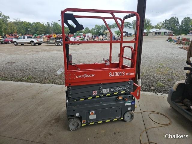 2021 SKYJACK SJ3013 Scissor Lift