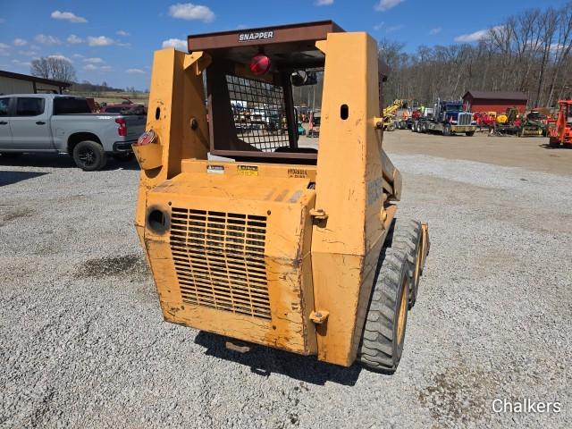 Case 1835C Skidsteer