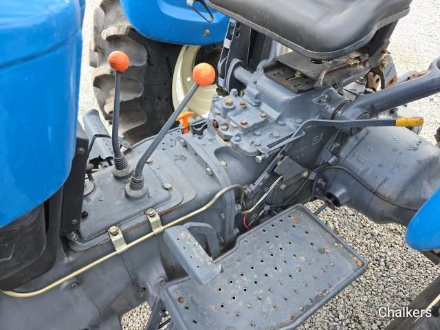 New Holland 3930 2wd