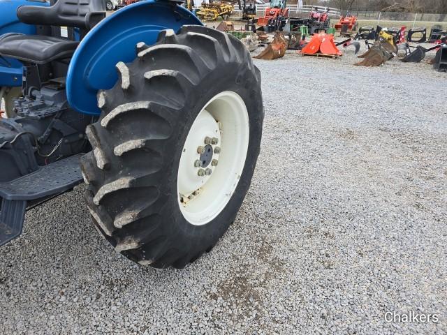 New Holland 3930 2wd