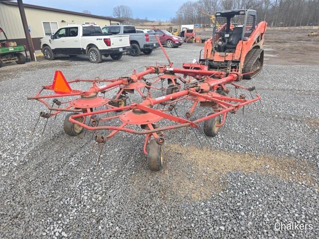 New Holland 169 6 Basket Tedder