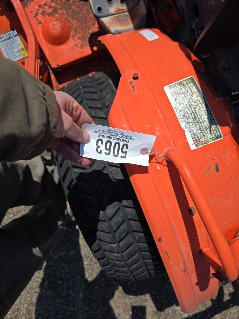 Kubota B7100 4x4 w/Mower