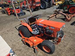 Kubota B7100 4x4 w/Mower