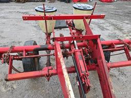 International 2 row Pull Planter