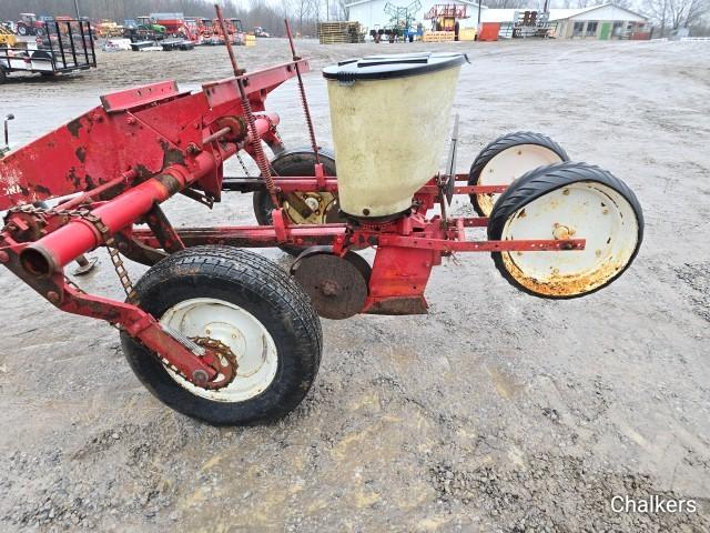 International 2 row Pull Planter