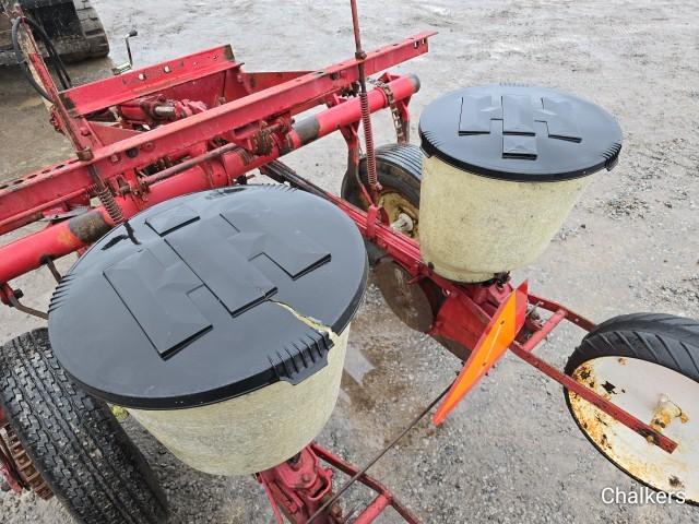 International 2 row Pull Planter