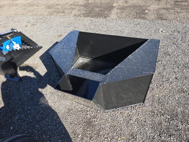 QT Concrete Bucket