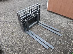 Kivel Mini Skidsteer Pallet Forks