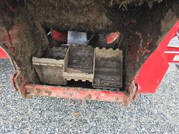 2015 H&S 5115 Side Slinger Manue Spreader
