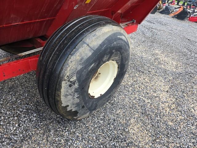 2015 H&S 5115 Side Slinger Manue Spreader