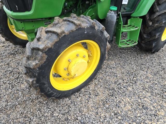 John Deere 5055E 4x4 w/Cab/Ldr