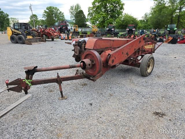 New Holland 269 Square Baler