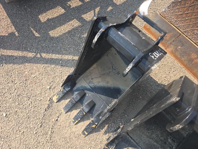 16in. QT Exchange Excavator Bucket