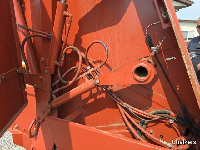 Hesston 540 Round Baler