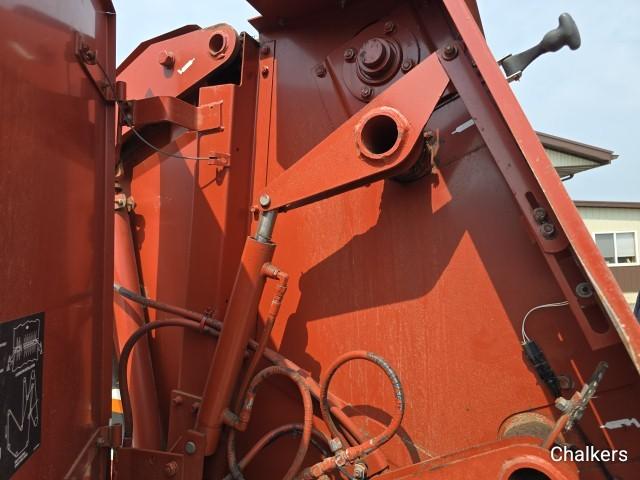 Hesston 540 Round Baler