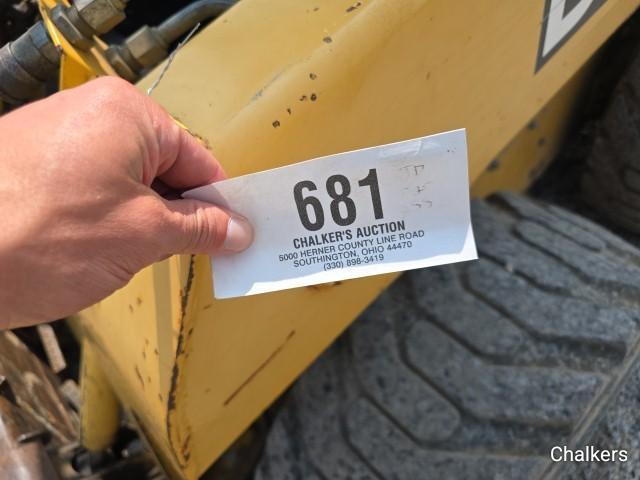 John Deere 320 Skidsteer