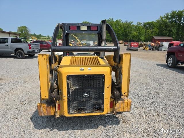 John Deere 320 Skidsteer