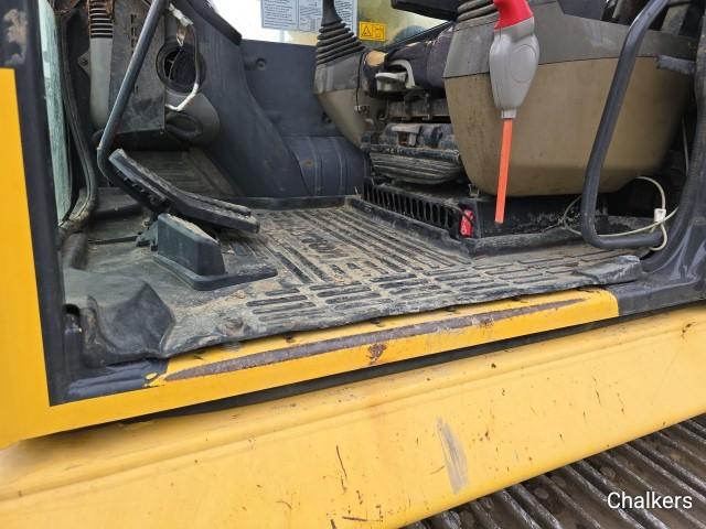 2014 Komatsu PC210 LC-10 Excavator
