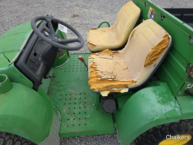 John Deere 6x4 Gator