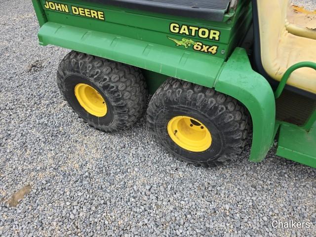 John Deere 6x4 Gator