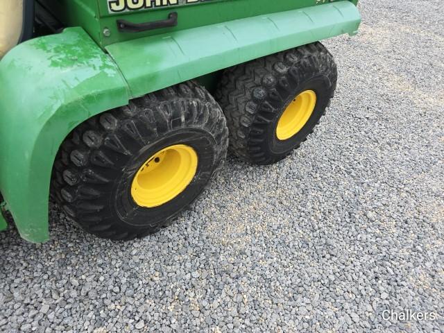 John Deere 6x4 Gator
