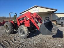 Case IH 585 4x4 w/Ldr
