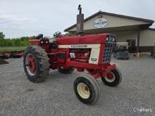 International 966 2wd