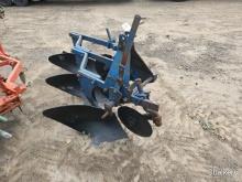 Ford 101 3btm. 3pt. Plow
