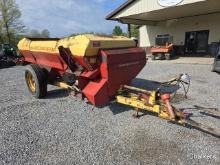 New Holland 302 Side Slinger Manure Spreader