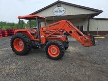 Kubota M7580 4x4 w/Ldr