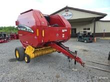 New Holland BR740 Round Baler