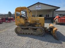 John Deere 450E Dozer w/6 way Blade