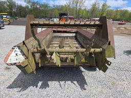New Idea 212 PTO Manure Spreader