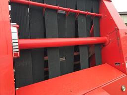 Massey Ferguson 1765 Round Baler