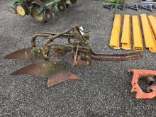 Allis Chalmers 2btm. Snap Coupler Plow