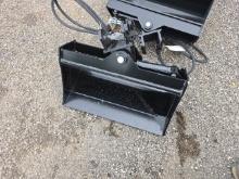 24in. Mini Swivel Excavator Bucket