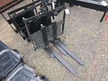 Mini Skidsteer QT Pallet Forks