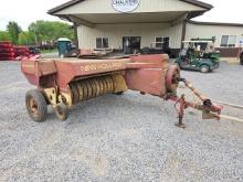 New Holland 273 Square Baler