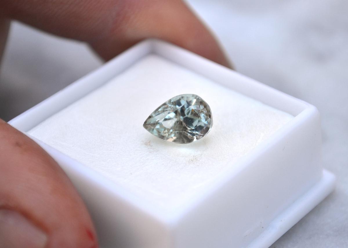 3.38 Carat Pear Cut Green Kunzite