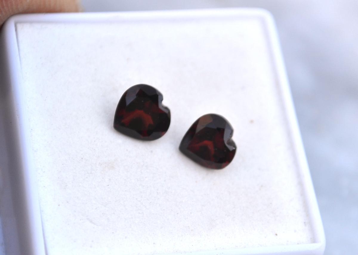 2.60 Carat Matched Pair of Heart Shaped Garnets