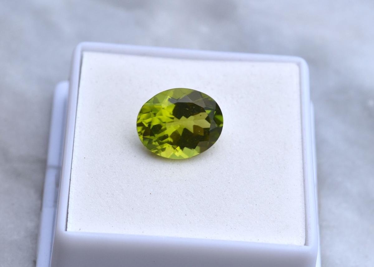 4.92 Carat Oval Cut Peridot