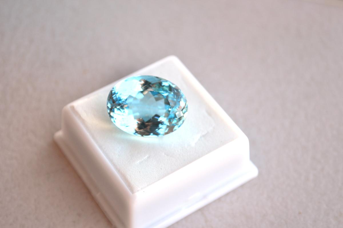 27.00 Carat Oval Cut Sky Blue Topaz