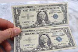 Set of 2, 1957 $1 Silver Certificate Notes -- Nearly Uncirculated