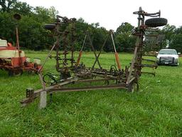 28' Glencoe field cultivator