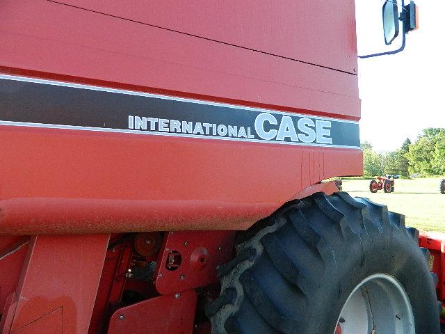 Case 1660 Axial Flow Combine