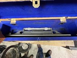(2) LS STARRETT COMPANY MACHINISTS LEVELS - (1) 12" AND (1) 18"