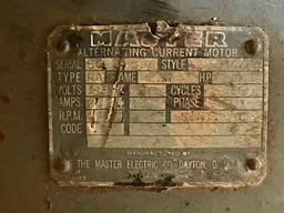 PALLET OF GASOLINE AND ELECTRIC MOTORS